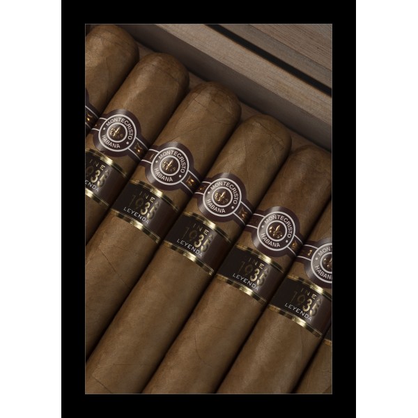 Montecristo Linea 1935 - Leyenda (Box 20) **Out of Stock**