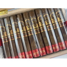 Oliva Serie V Melanio Edicion Limitada 2020 Toro Grande (Box 10)***out of stock **